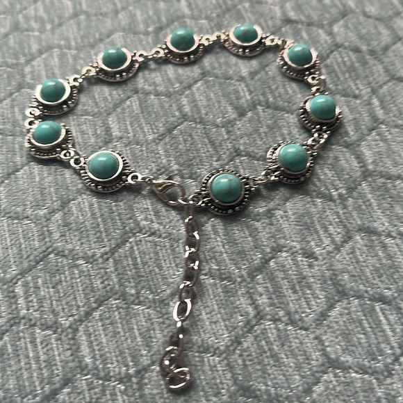New Bohemian Western Silver and Turquoise Casual Anklet - Picture 4 of 4